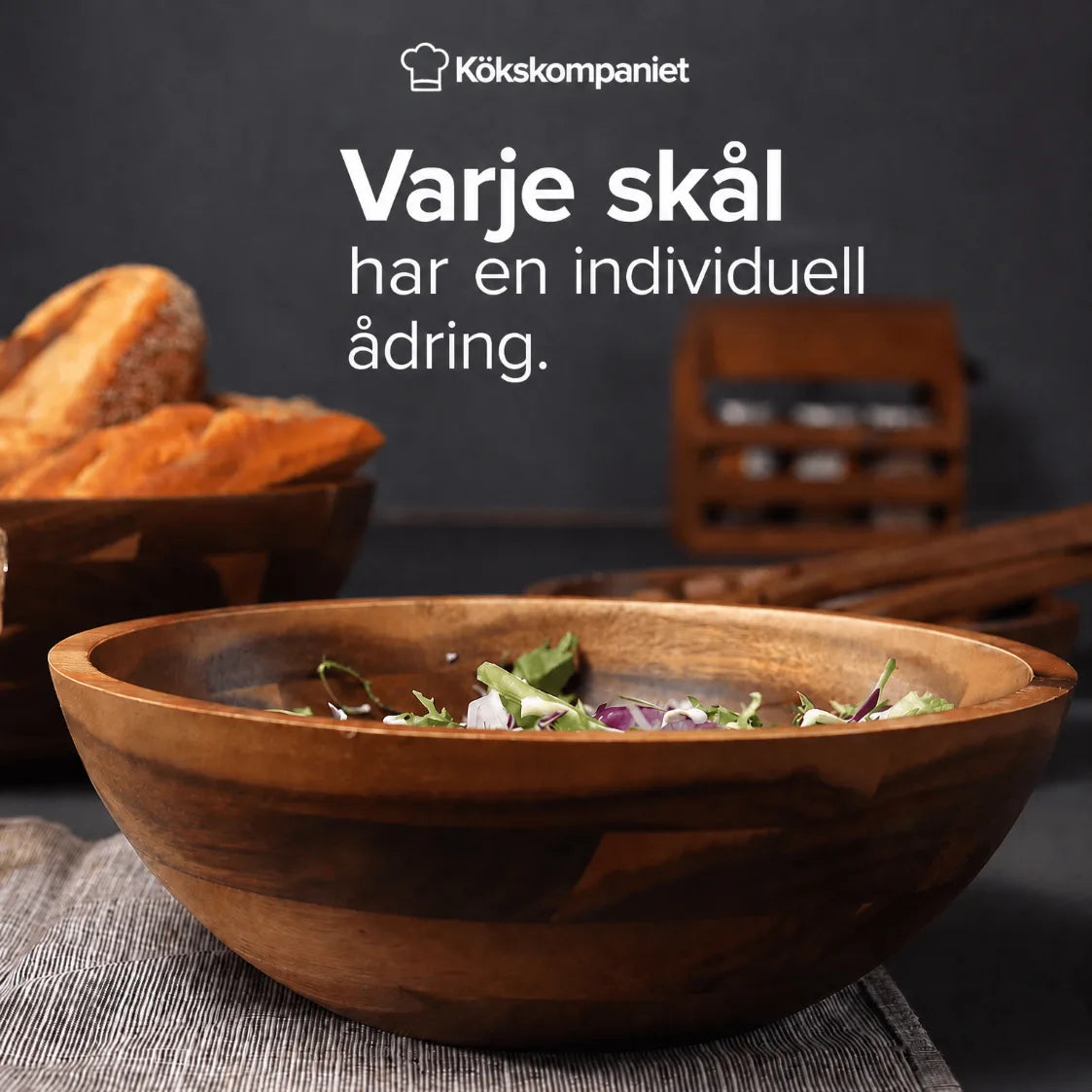 Salladsskålset i akaciaträ – 3 skålar inkl. salladsbestick