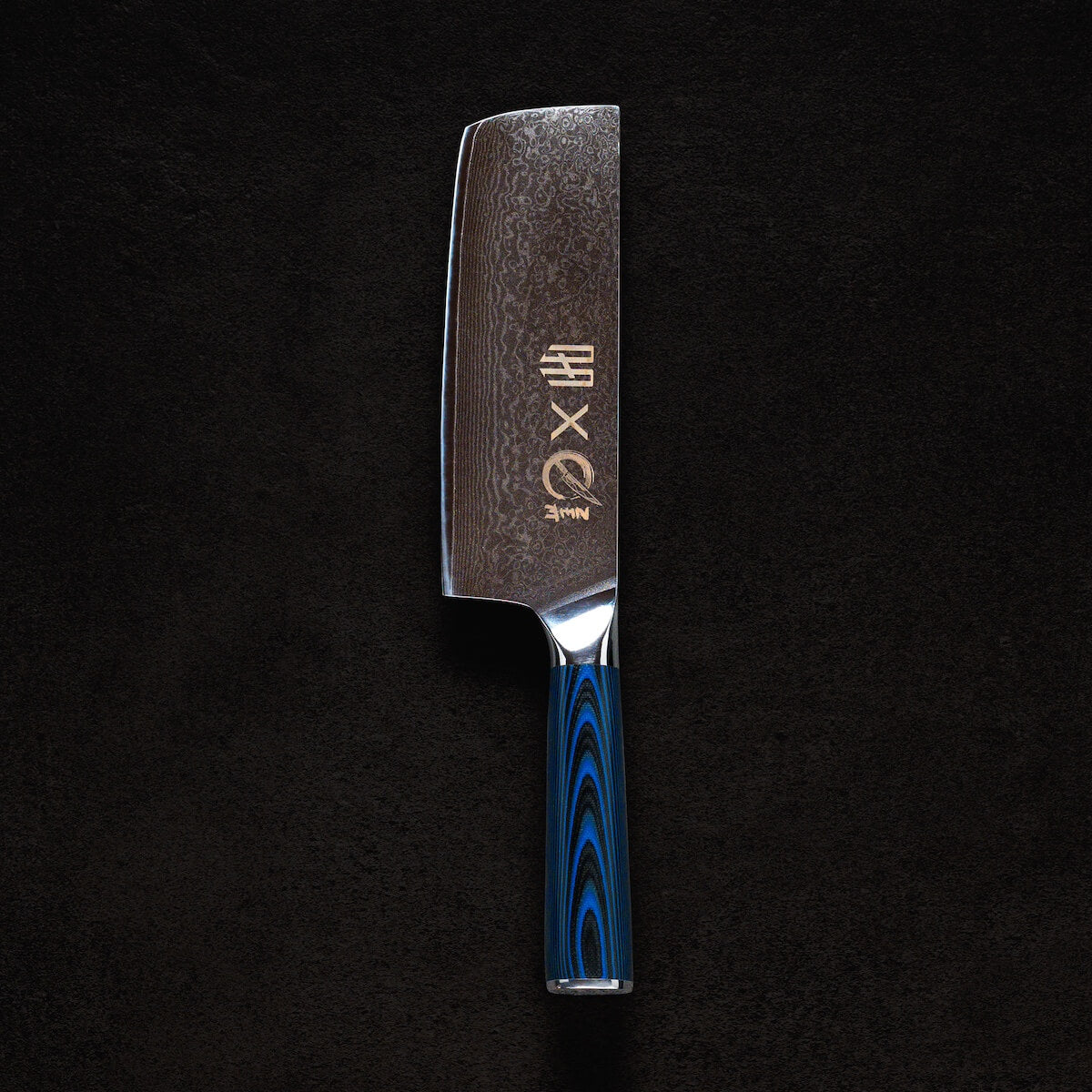 Hakku Aoi hackkniv