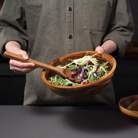 Salladsskålset i akaciaträ