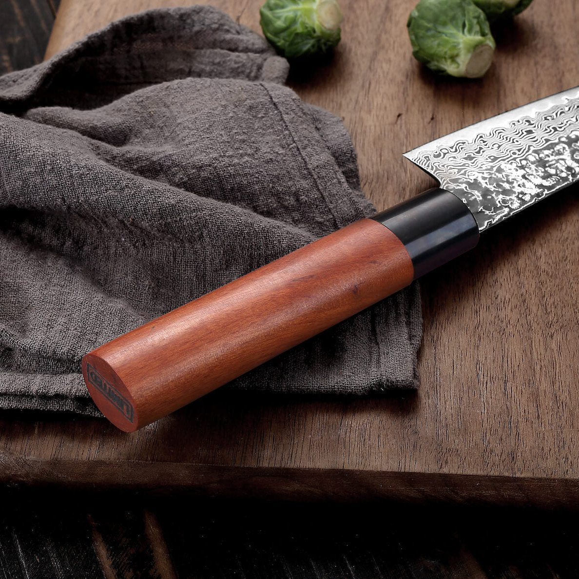 Katachi knivset närbild
