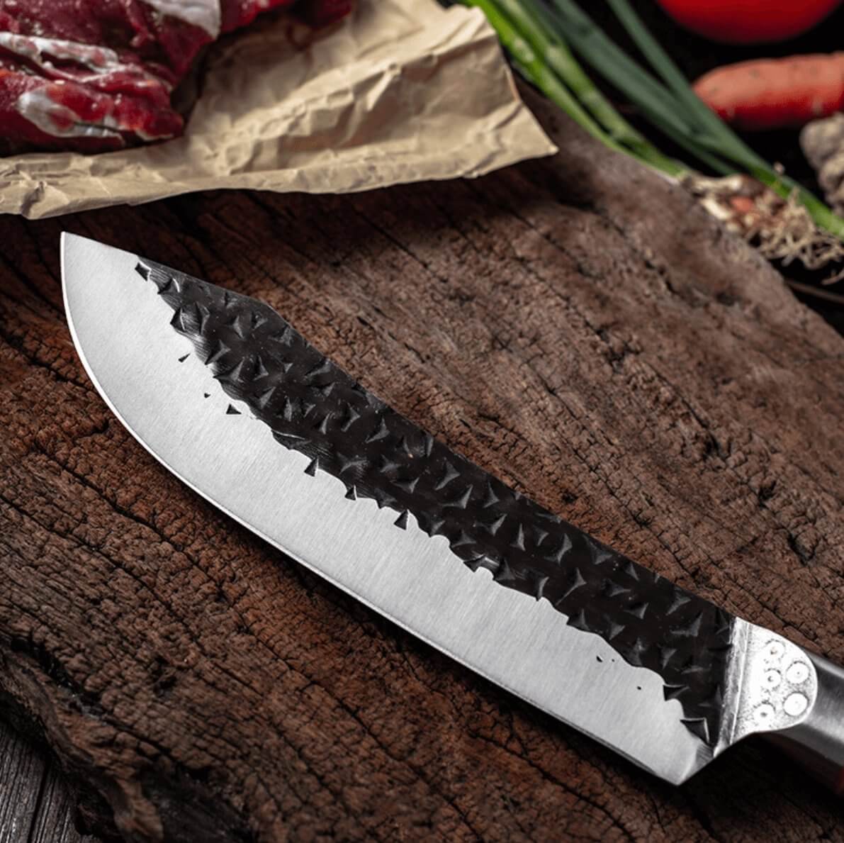 Rustikt kockkniv böjd